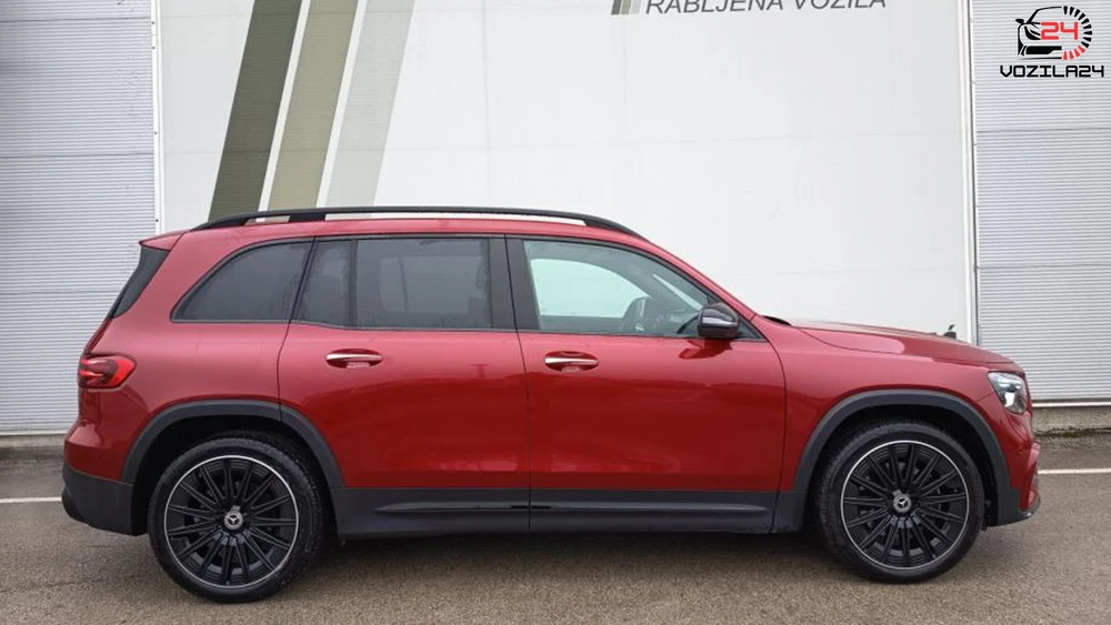 Mercedes-Benz GLB-Klasa 2025
