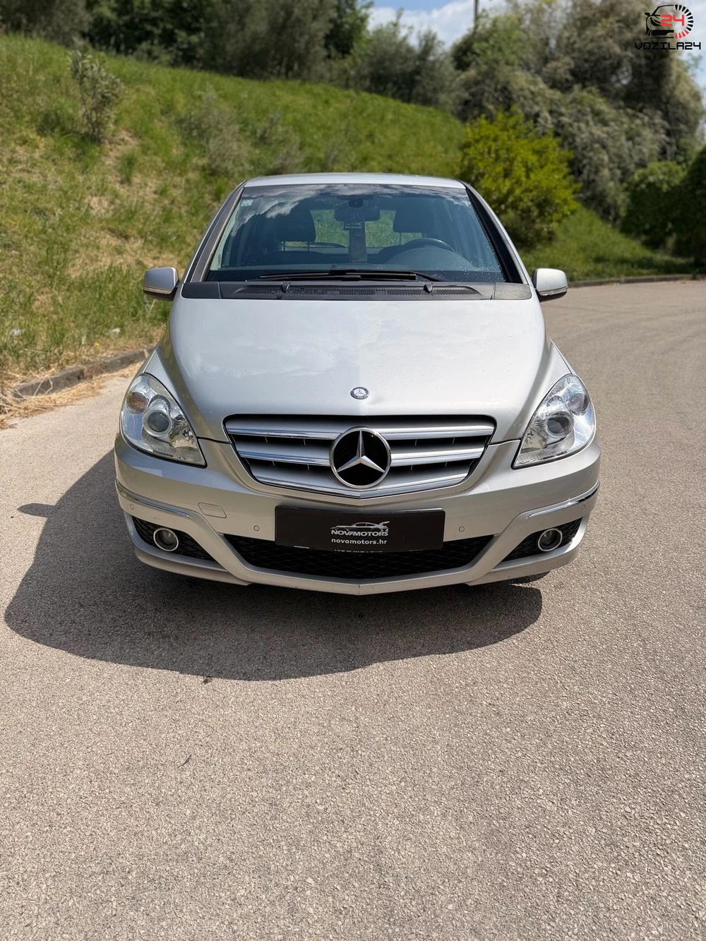 Mercedes-Benz B-Klasa 180