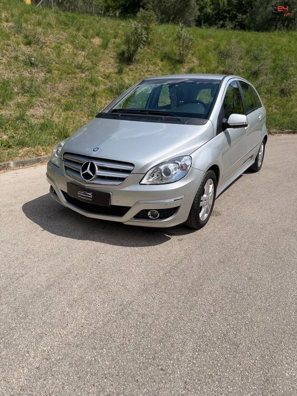 Mercedes-Benz B-Klasa 180