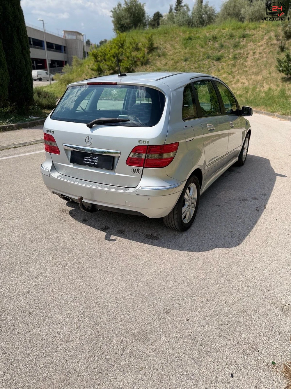Mercedes-Benz B-Klasa 180